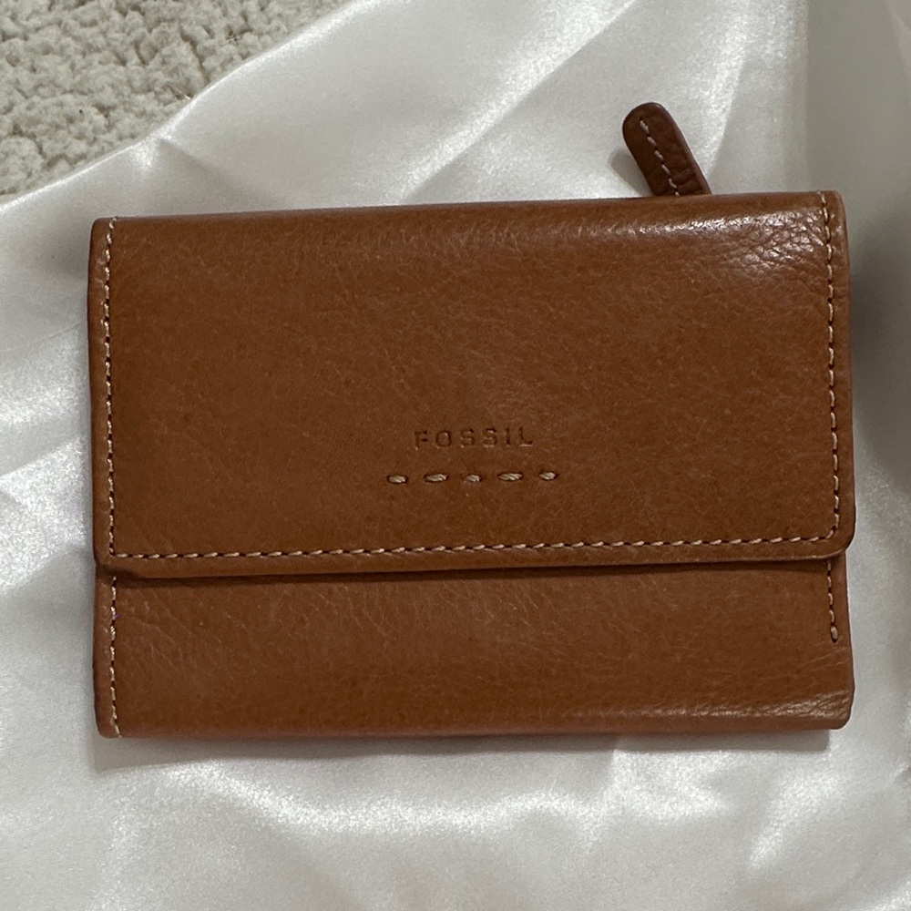 Fossil Tan Leather Wallet